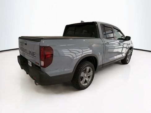 Used 2025 Honda Ridgeline TrailSport image 7