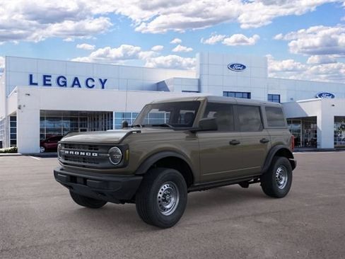 New 2026 Ford Bronco 4-Door AWD/4WD image 1