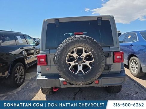 Used 2022 Jeep Wrangler Unlimited Rubicon w/ LED Lighting Group AWD/4WD image 3