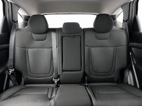 New 2026 Hyundai Tucson SE image 16