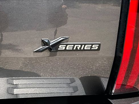 Used 2022 Toyota Tundra SR5 w/ SR5 Convenience Package AWD/4WD image 21