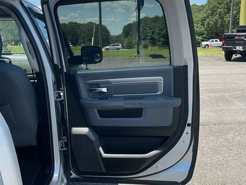 Used 2017 RAM 1500 Big Horn AWD/4WD image 19