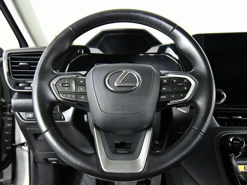Used 2022 Lexus NX 350h 350h Premium image 2