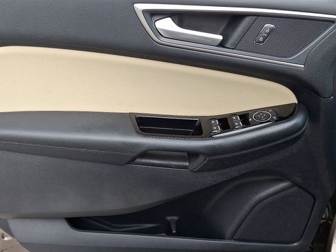 Certified 2019 Ford Edge SEL w/ Equipment Group 201A image 15