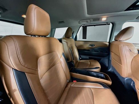 Used 2022 Nissan Pathfinder Platinum w/ Cargo Package FWD image 54