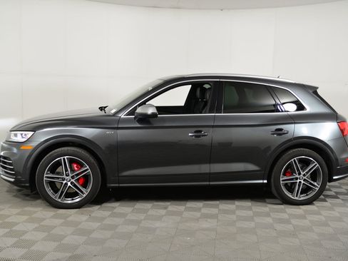 Used 2018 Audi SQ5 Prestige w/ Prestige Package image 2