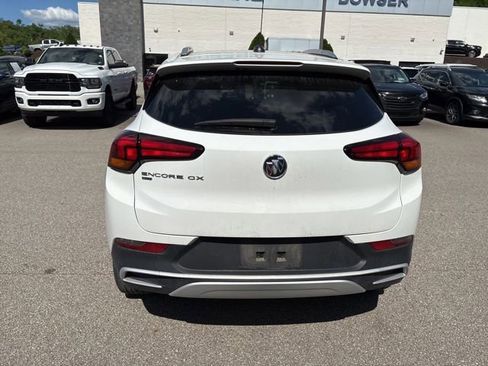 Used 2023 Buick Encore GX Select w/ Safety Package II AWD/4WD image 4