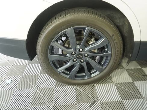 Used 2022 Chevrolet Equinox RS w/ RS Leather Package FWD image 14