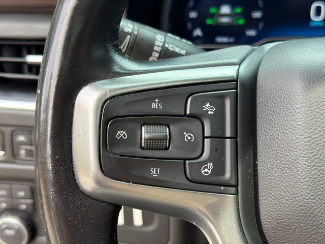 Used 2023 Chevrolet Tahoe Z71 w/ Luxury Package AWD/4WD image 25