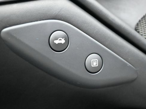 Used 2015 Ferrari F12 Berlinetta image 50