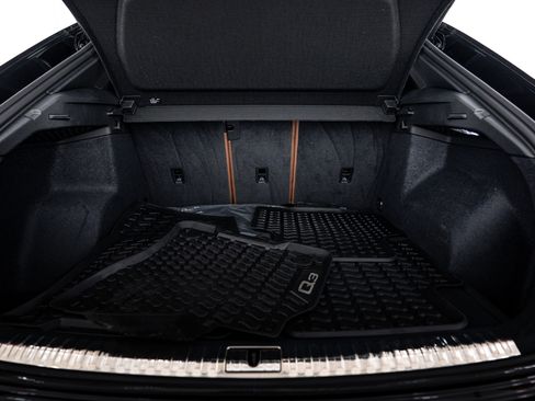 Certified 2025 Audi Q3 2.0T Premium Plus w/ Premium Plus Package image 21