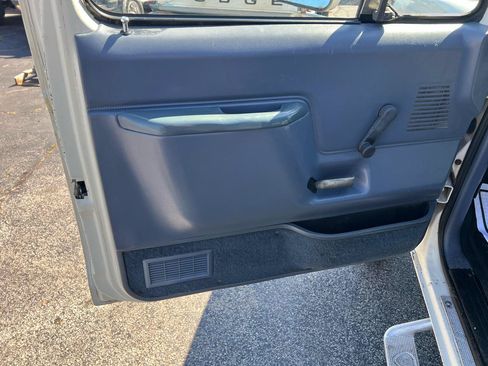 Used 1990 Ford F350 4x4 Crew Cab image 10