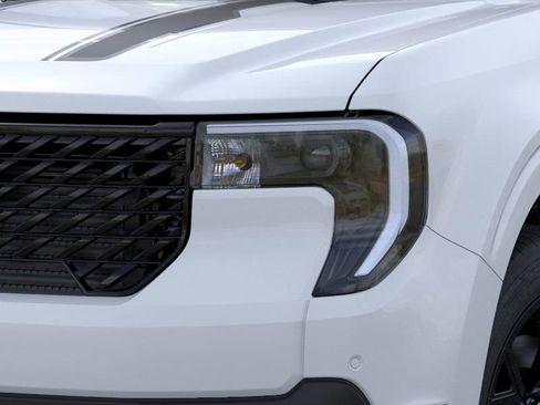 New 2026 Ford Maverick Lariat w/ Black Appearance Package AWD/4WD image 19