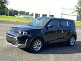 New 2025 Kia Soul LX image 3