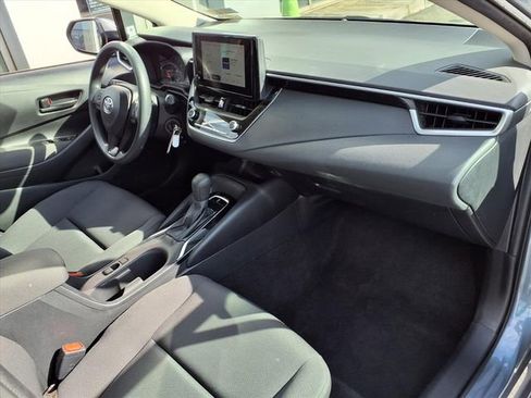 Used 2024 Toyota Corolla LE image 29