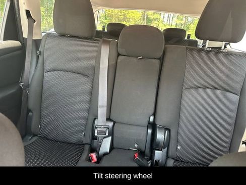 Used 2019 Dodge Journey SE FWD image 16