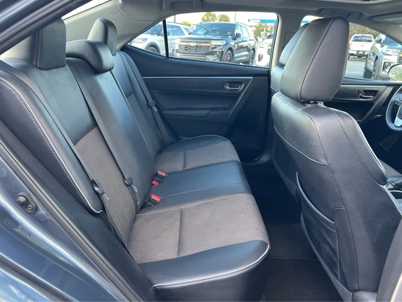 Used 2014 Toyota Corolla S FWD image 18