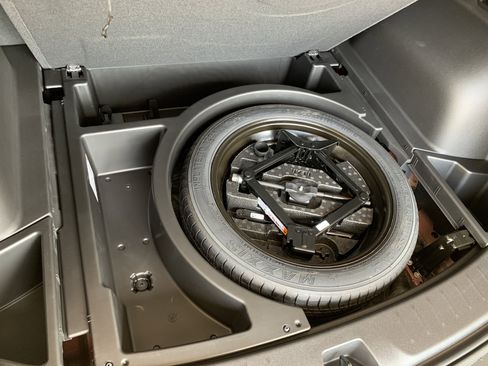 New 2025 Chevrolet Blazer LT image 47