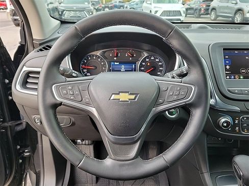 Used 2023 Chevrolet Equinox LT image 20