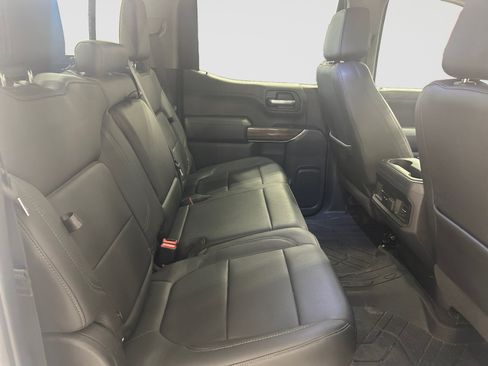 Used 2019 Chevrolet Silverado 1500 RST AWD/4WD image 16