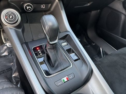 Used 2024 Alfa Romeo Tonale Veloce image 27