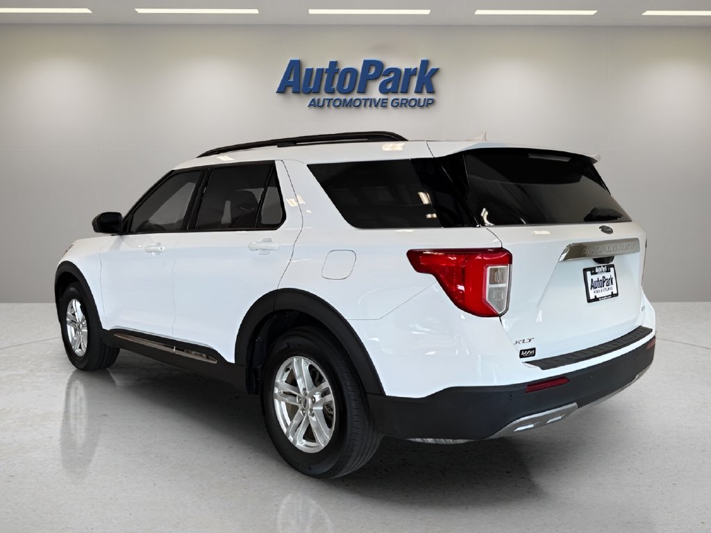 Used 2020 Ford Explorer XLT w/ Equipment Group 202A AWD/4WD image 5