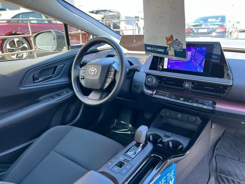 Used 2024 Toyota Prius Prime FWD image 54