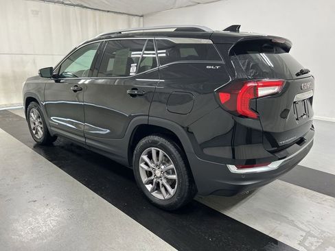 Certified 2024 GMC Terrain SLT AWD/4WD image 5