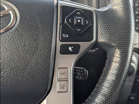 Used 2023 Toyota 4Runner Limited AWD/4WD image 20