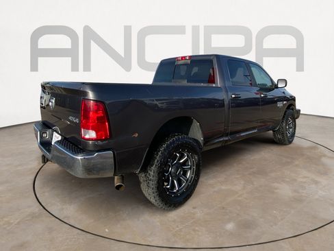 Used 2019 RAM 1500 Classic SLT image 10