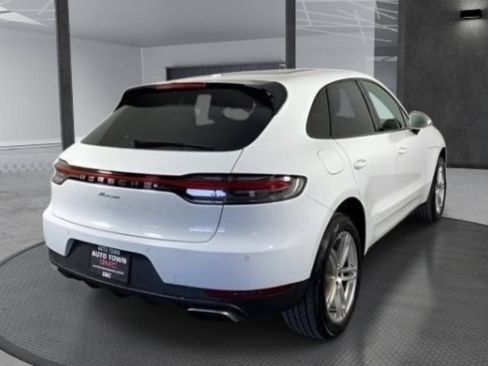 Used 2019 Porsche Macan AWD/4WD image 3
