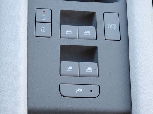 New 2025 Hyundai Ioniq 6 SEL image 23