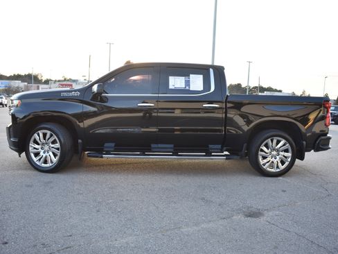 Used 2019 Chevrolet Silverado 1500 High Country w/ Trailer Camera Package image 6