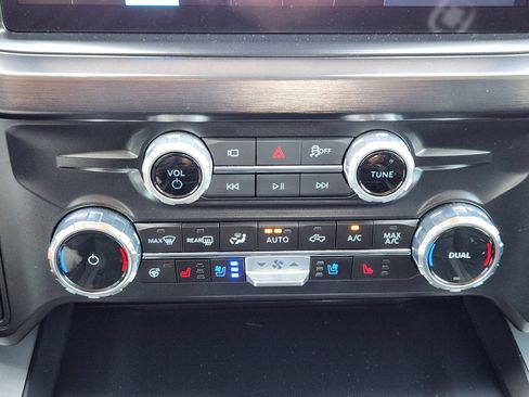 Used 2026 Ford F250 Lariat w/ FX4 Off-Road Package AWD/4WD image 20