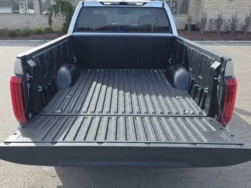Used 2023 Toyota Tundra SR AWD/4WD image 8