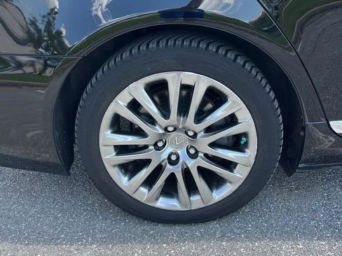 Used 2016 Lexus LS 460 L w/ Ultra Luxury Package AWD/4WD image 19