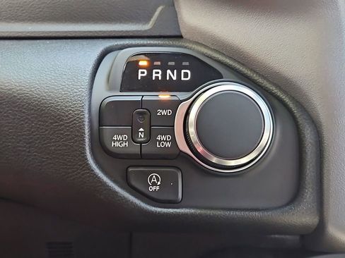 Certified 2025 RAM 1500 Tradesman AWD/4WD image 27