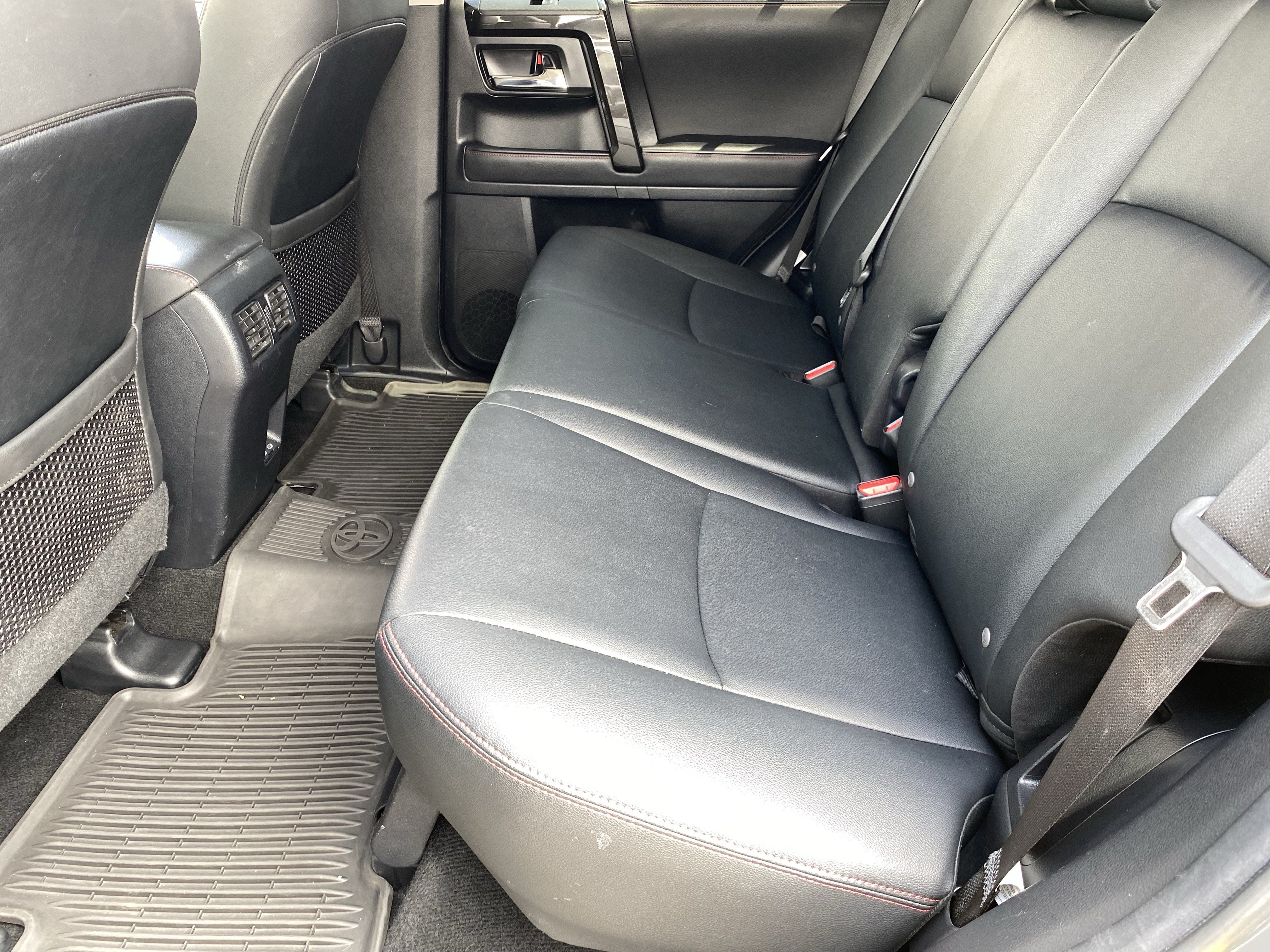Used 2024 Toyota 4Runner TRD Off-Road Premium w/ Moonroof Package AWD/4WD image 15