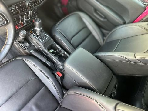 Used 2024 Jeep Wrangler Unlimited Rubicon 392 AWD/4WD image 21