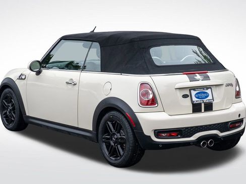 Used 2014 MINI Cooper S image 25