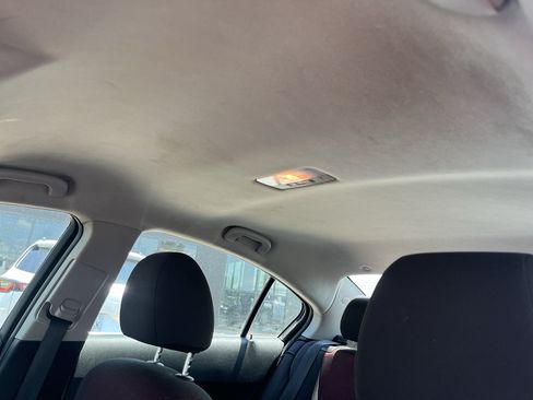 Used 2012 Chevrolet Cruze LT FWD image 25