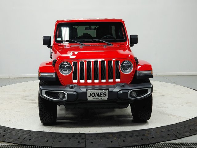 Used 2018 Jeep Wrangler Unlimited Sahara AWD/4WD image 3