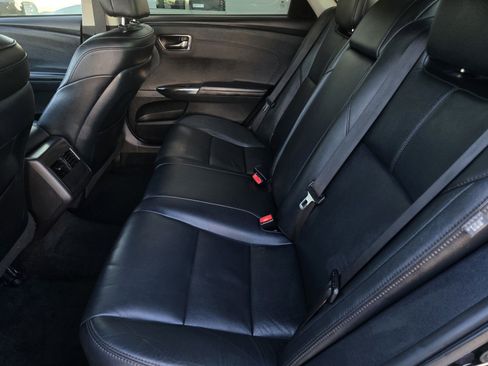 Certified 2018 Toyota Avalon XLE Plus w/ Carpet Mat Package image 11