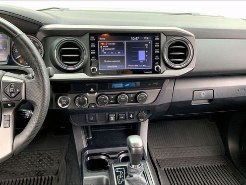 Used 2023 Toyota Tacoma TRD Off-Road AWD/4WD image 6