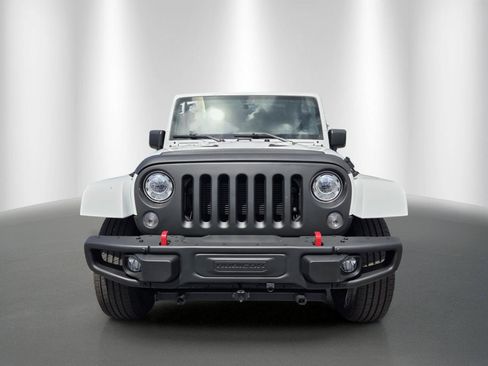 Used 2017 Jeep Wrangler Unlimited Rubicon AWD/4WD image 2