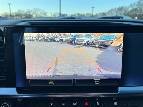 Used 2023 Chevrolet Silverado 1500 RST image 36