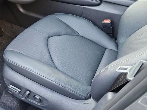 New 2026 Toyota Grand Highlander AWD image 4