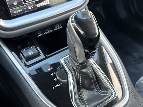 Certified 2025 Subaru Outback Premium image 25