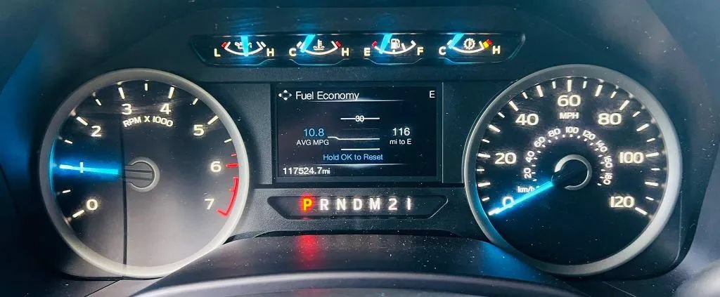 Used 2017 Ford F150 XLT w/ Equipment Group 302A Luxury AWD/4WD image 13