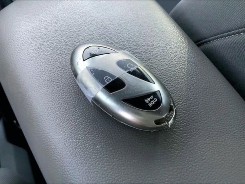 Used 2024 Hyundai Elantra SEL image 15